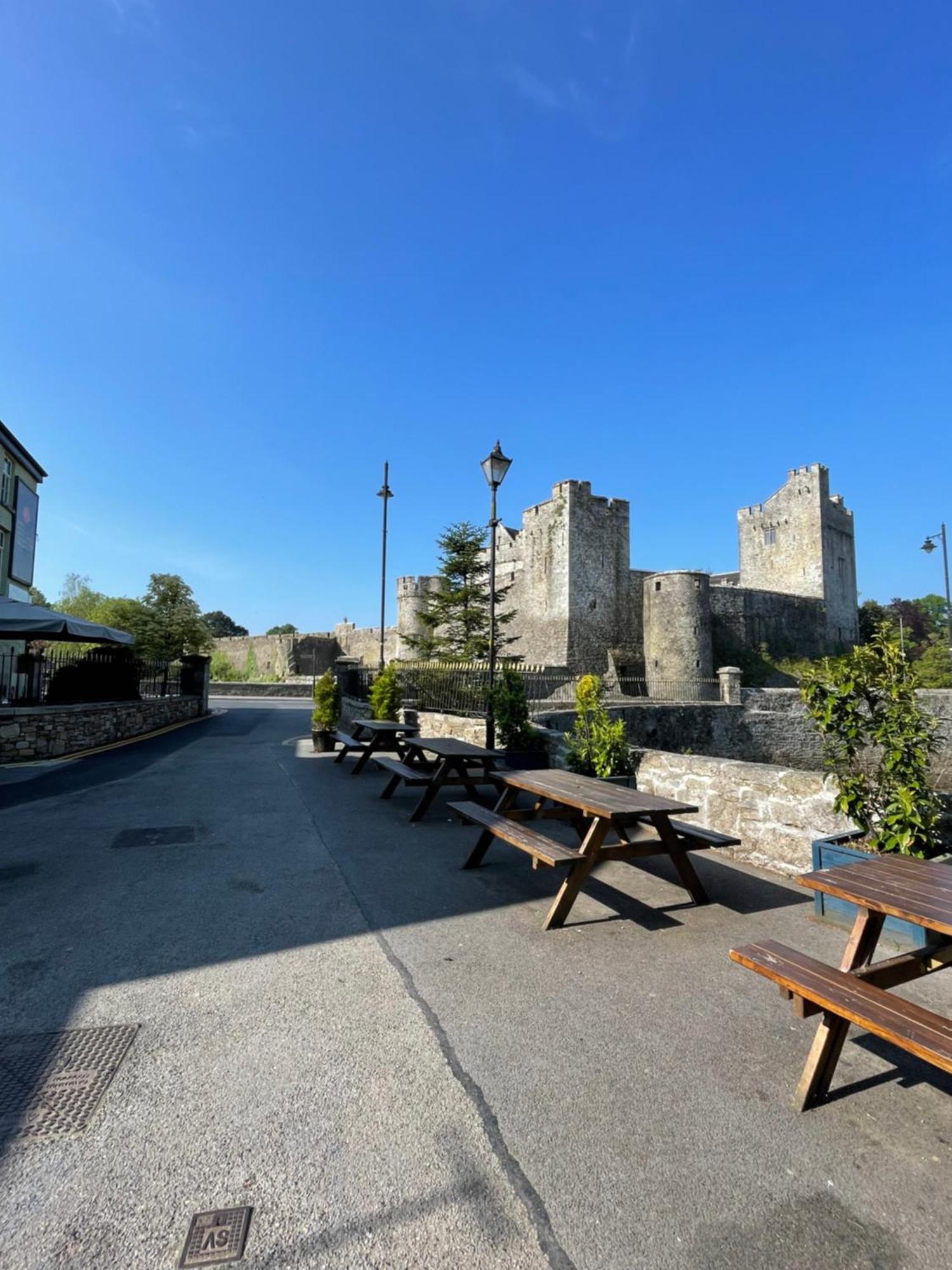 Cosy Apartment Cahir Exterior photo